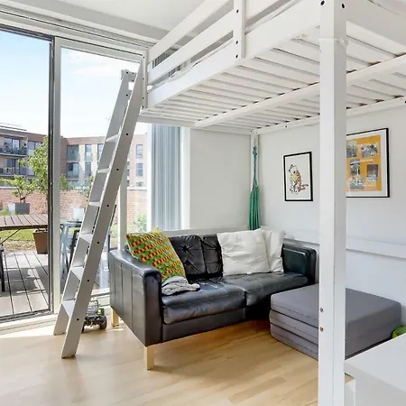 Apartment New City Next To Mall, Cafes And Near Station Kopenhagen